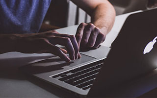 柚子影视tv到底适不适合长期用？在手机与电脑端的使用差异与稳定性表现